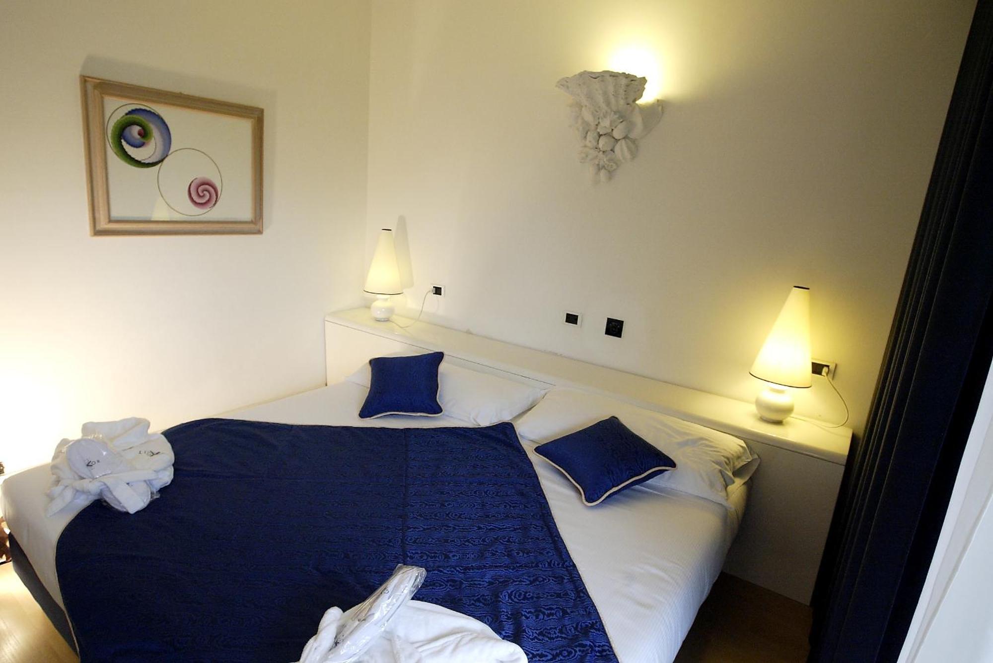Hotel Luxor Rímini Habitación foto